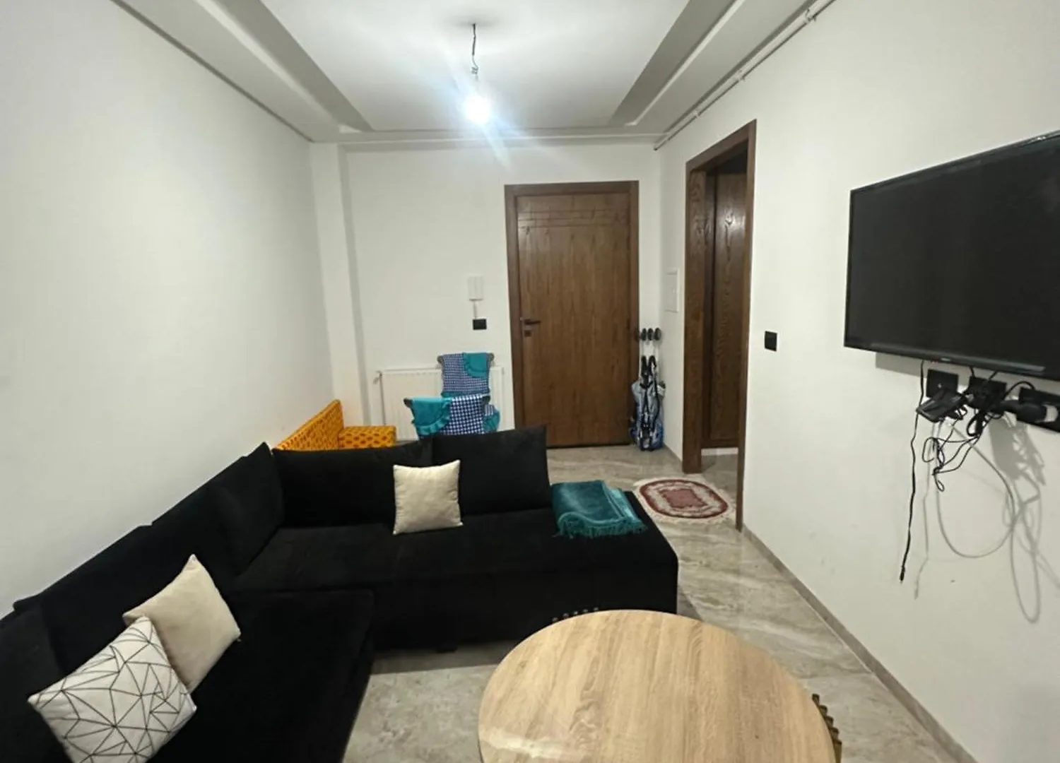 El Wahat Tunis Appartment شقة مفروشة حي الواحات تونس